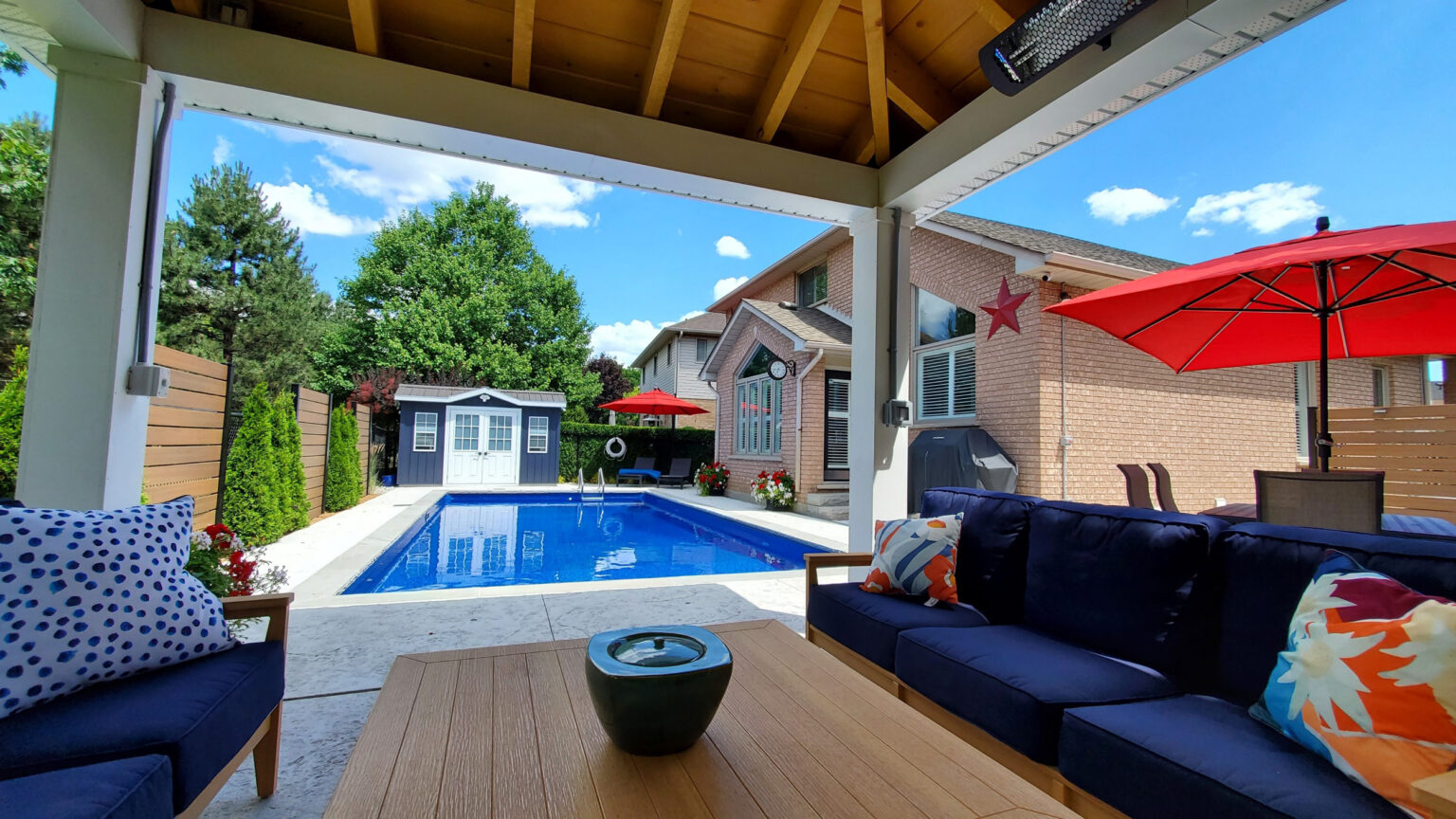 Buds Spas & Pools | Serving Ancaster, Dundas, Hamilton, Burlington
