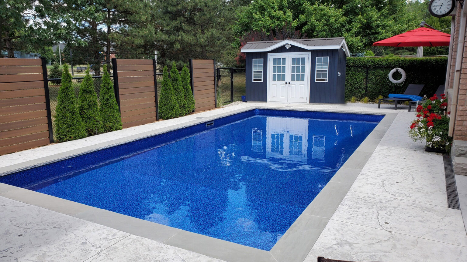 Buds Spas & Pools | Serving Ancaster, Dundas, Hamilton, Burlington