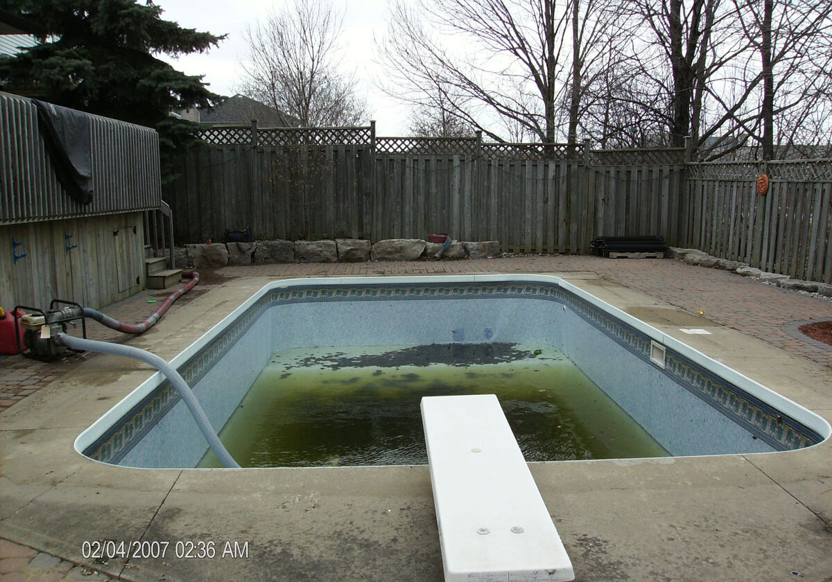 2-pool-renovation-before-photo